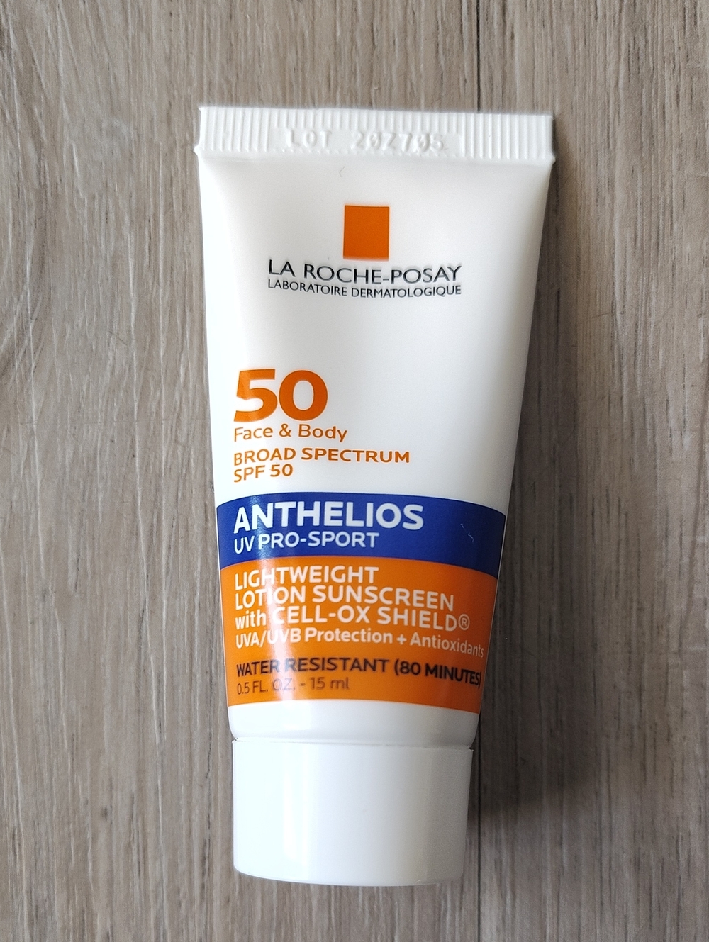 La Roche-Posay Anthelios SPF 50 Lightweight Sunscreen Lotion - White